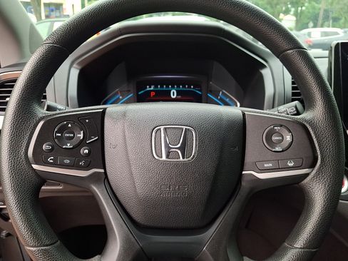 Used 2019 Honda Odyssey EX image 25