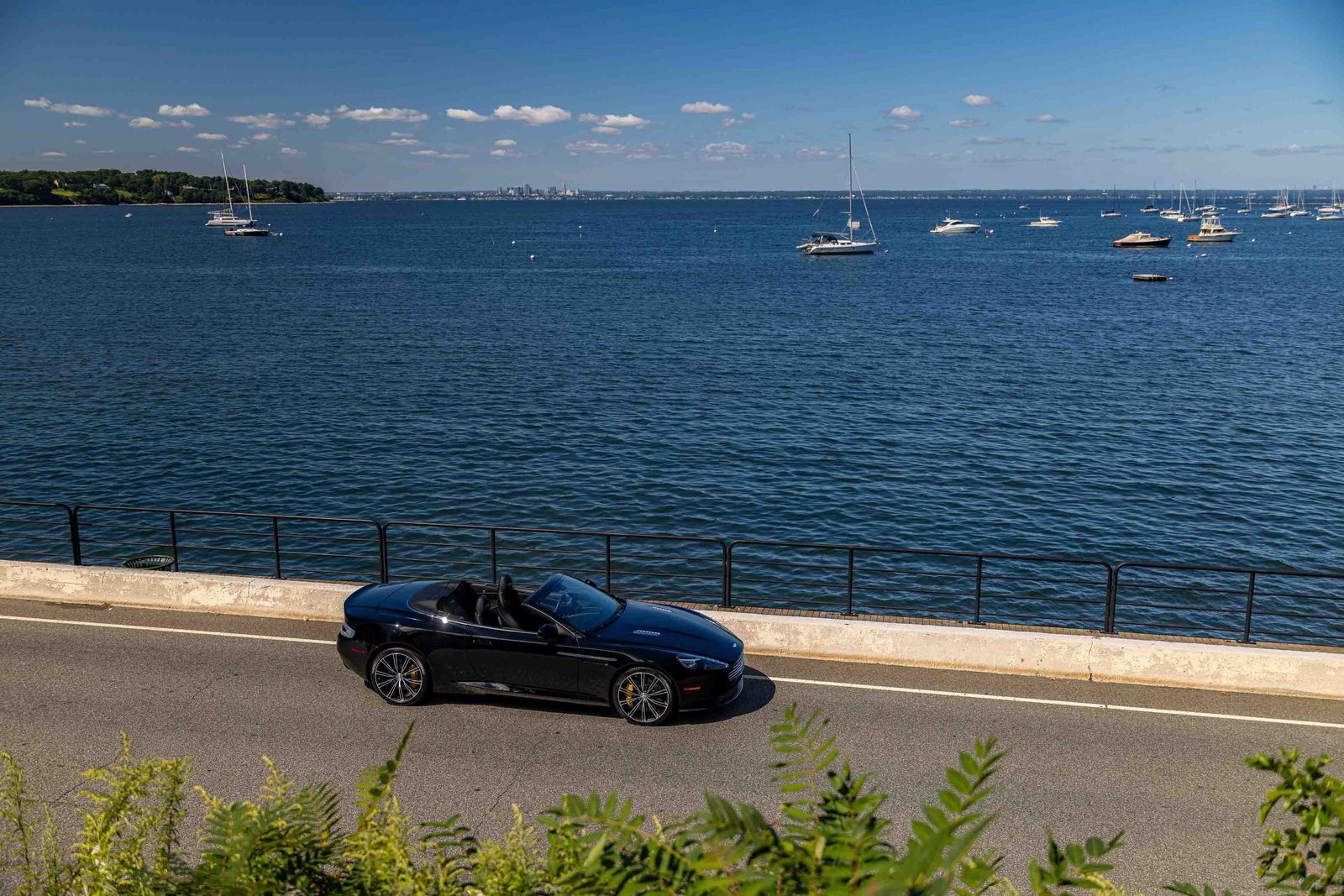 Used 2013 Aston Martin DB9 Volante RWD image 91