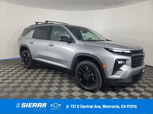 New 2026 Chevrolet Traverse LT w/ Midnight/Sport Edition image 1