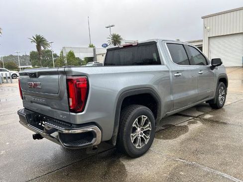 Used 2025 GMC Sierra 1500 SLT RWD image 3