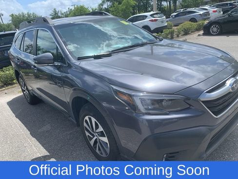 Used 2022 Subaru Outback Premium image 1
