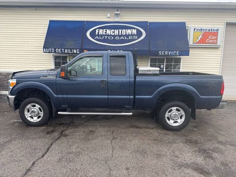 Used 2016 Ford F250 XLT w/ XLT Value Package AWD/4WD image 1
