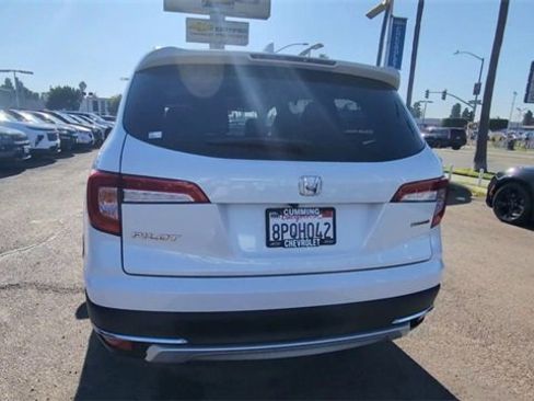 Used 2020 Honda Pilot Touring image 7