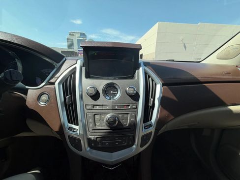 Used 2012 Cadillac SRX Luxury FWD image 22