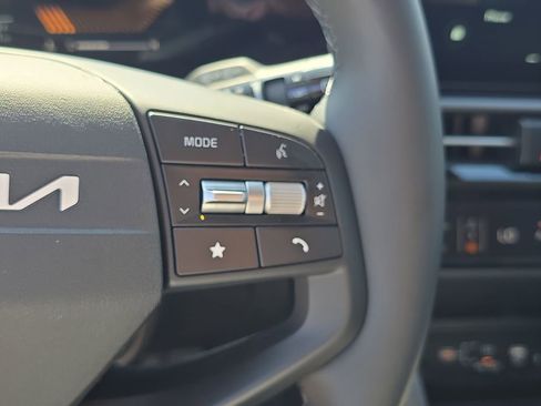 New 2026 Kia Sportage EX image 32