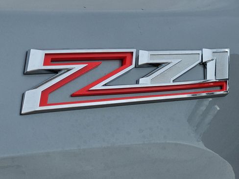 New 2026 Chevrolet Silverado 2500 LTZ w/ LTZ Premium Package AWD/4WD image 10