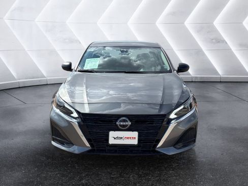 Used 2025 Nissan Altima 2.5 S image 2
