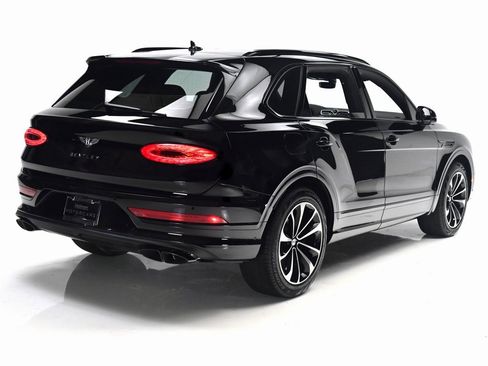 New 2025 Bentley Bentayga image 4
