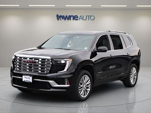 Used 2024 GMC Acadia Denali AWD/4WD image 3