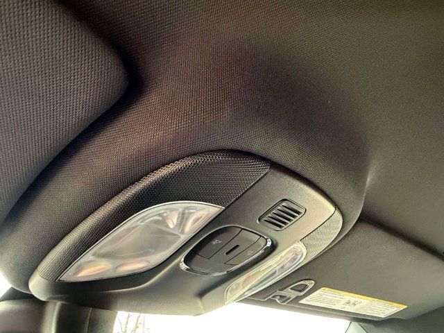 Certified 2025 Jeep Compass Limited AWD/4WD image 33