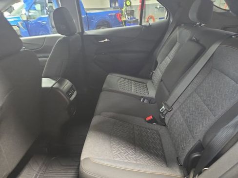 Used 2022 Chevrolet Equinox LT image 18