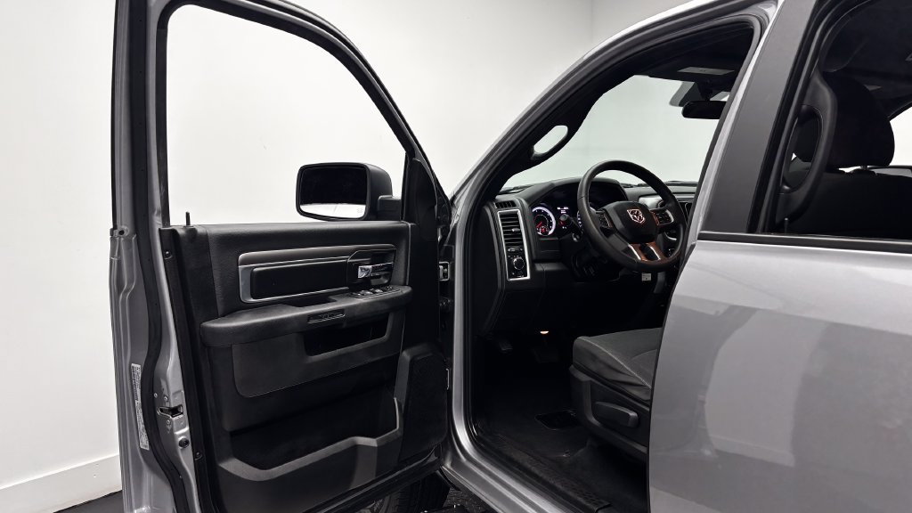 Used 2024 RAM 1500 Classic SLT AWD/4WD image 16