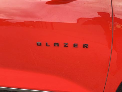 Used 2019 Chevrolet Blazer RS AWD/4WD image 11
