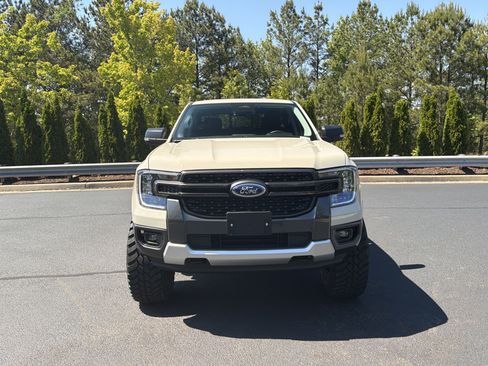 Used 2025 Ford Ranger XLT w/ Equipment Group 301A High AWD/4WD image 11