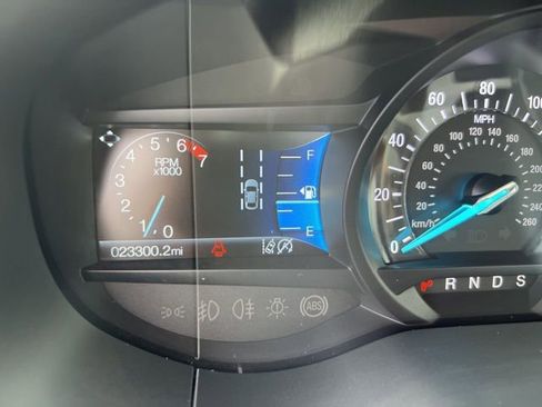 Used 2022 Ford Edge Titanium w/ Class II Trailer Tow Package image 13