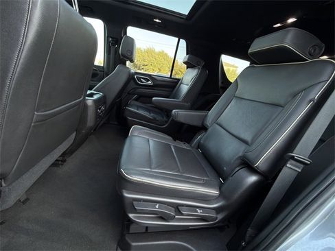 Used 2021 Chevrolet Tahoe Premier w/ Premium Package image 29