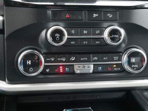 Used 2022 Ford Expedition Max XLT AWD/4WD image 26