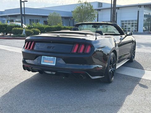 Used 2017 Ford Mustang GT Premium w/ Equipment Group 401A RWD image 8