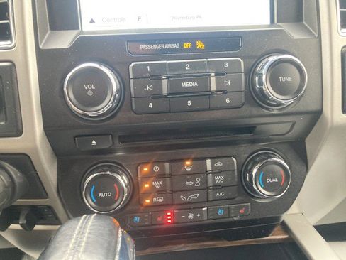 Used 2018 Ford F150 Lariat image 20