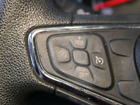 Used 2016 Chevrolet Cruze LT w/ Sun And Sound Package FWD image 19