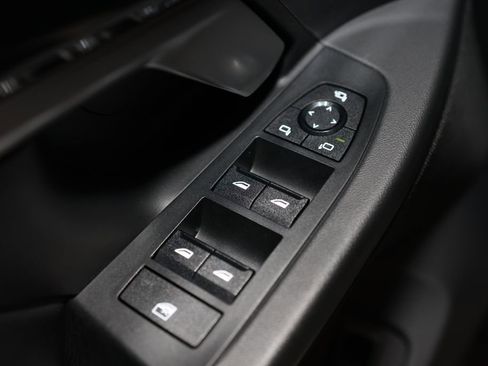 Used 2024 BMW 530i image 23