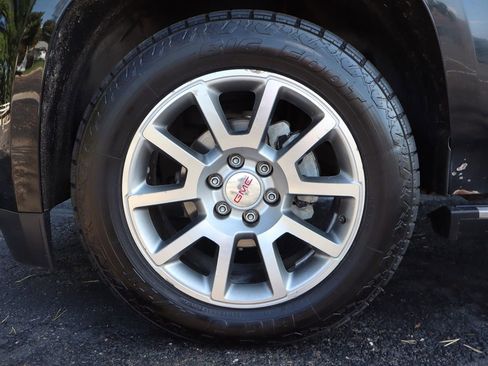 Used 2015 GMC Yukon XL Denali w/ Premium Package image 43