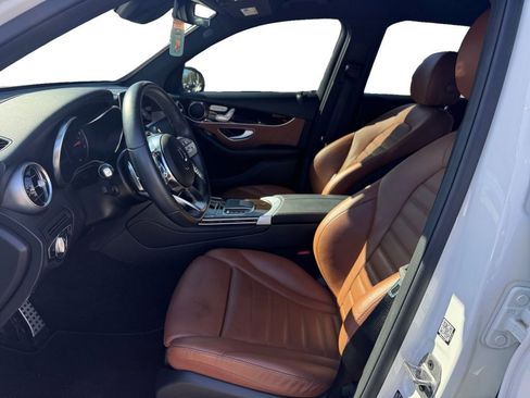 Used 2022 Mercedes-Benz GLC 300 image 11