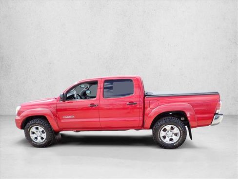 Used 2013 Toyota Tacoma 4x4 Double Cab w/ SR5 Pkg image 2