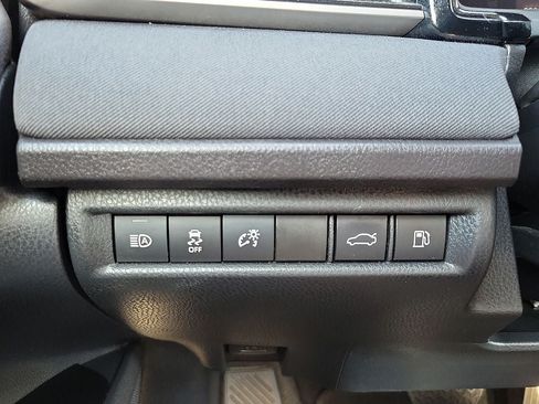 Used 2025 Toyota Camry LE FWD image 14