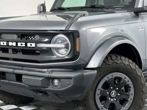 Used 2023 Ford Bronco Outer Banks AWD/4WD image 6