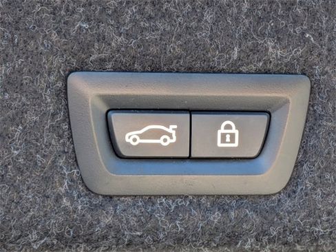 Used 2023 BMW M5 w/ Competition Package image 15