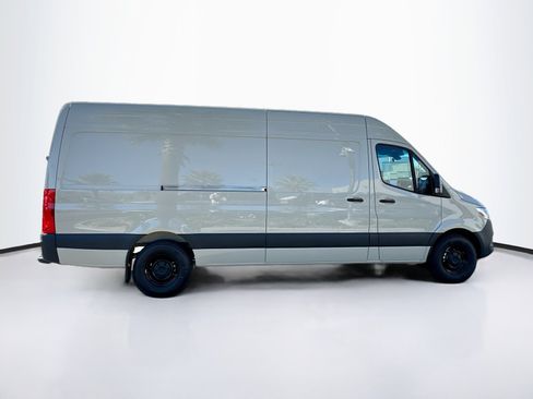 New 2025 Mercedes-Benz Sprinter 2500 image 4