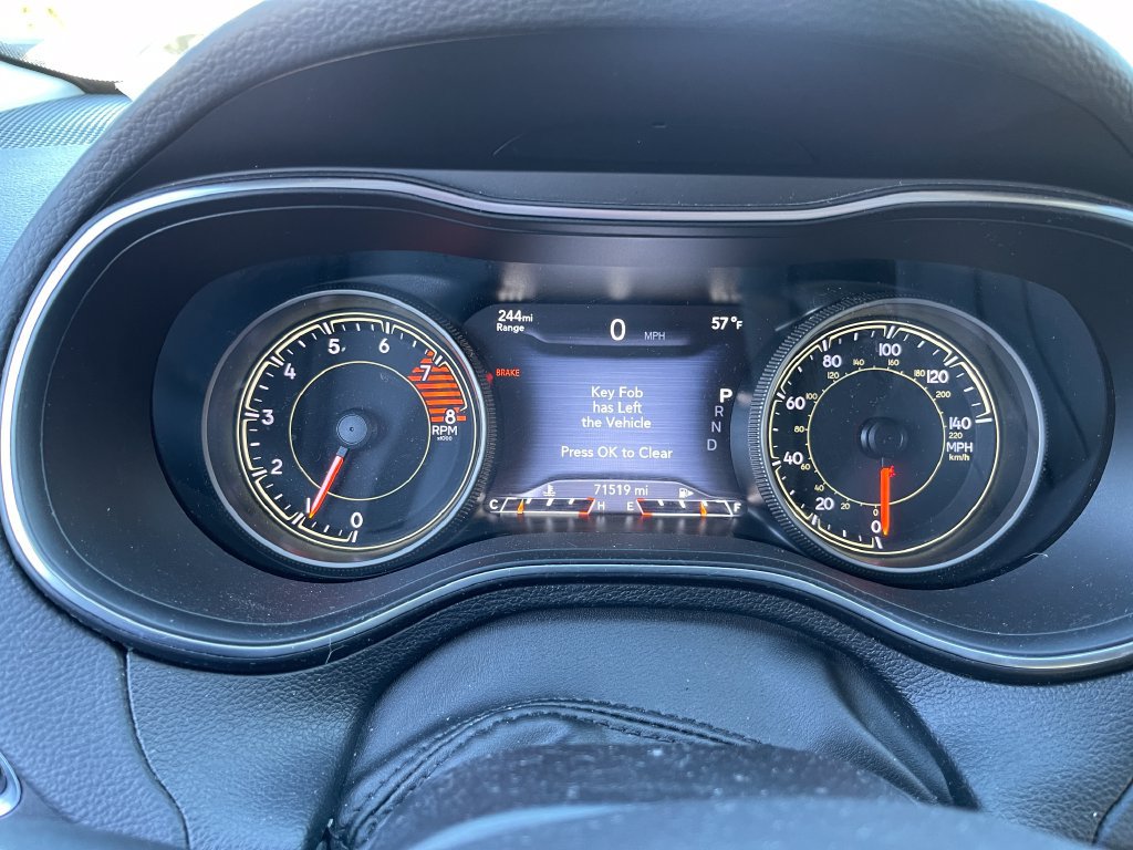 Used 2019 Jeep Cherokee Trailhawk w/ Cold Weather Group AWD/4WD image 5