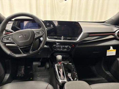 New 2026 Chevrolet Trax RS w/ Driver Confidence Package FWD image 20