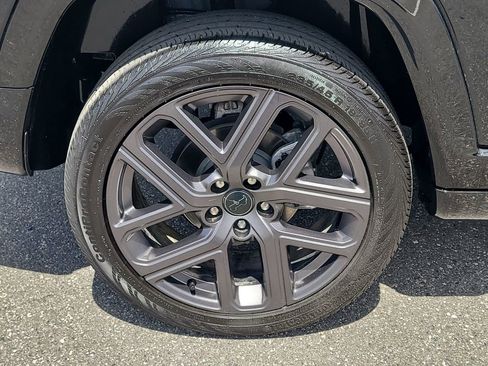 Used 2025 Jeep Compass Limited w/ High Altitude Package image 5