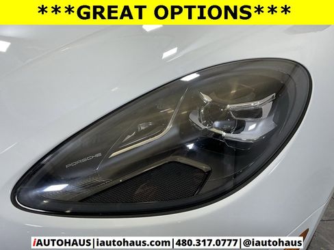 Used 2021 Porsche Macan image 33