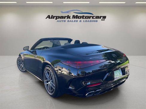 Used 2022 Mercedes-Benz SL 63 AMG 4MATIC w/ AMG Aerodynamic Package image 14