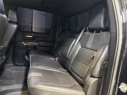 Used 2022 Chevrolet Silverado 3500 High Country w/ Z71 Off-Road Package image 39