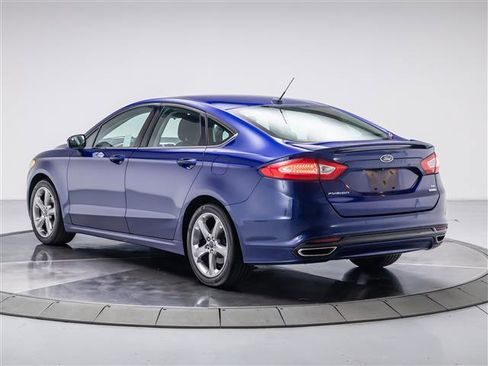 Used 2014 Ford Fusion SE image 3