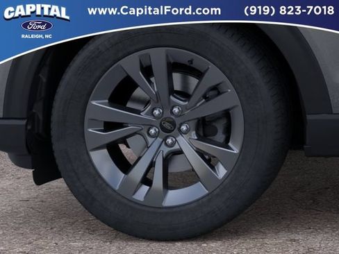 New 2026 Ford Explorer Active w/ Active Comfort Package AWD/4WD image 19
