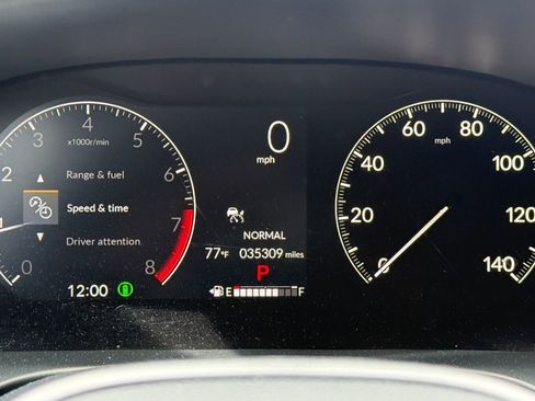 Used 2025 Honda HR-V LX image 11