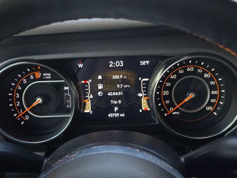 Used 2023 Jeep Gladiator Mojave w/ LED Lighting Group AWD/4WD image 31
