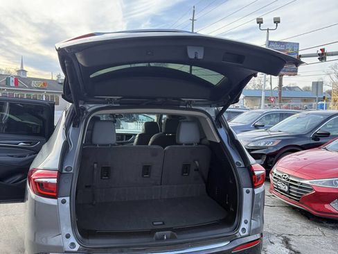 Used 2019 Buick Enclave Essence image 14