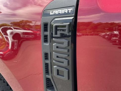 New 2026 Ford F250 Lariat w/ Black Appearance Package AWD/4WD image 35