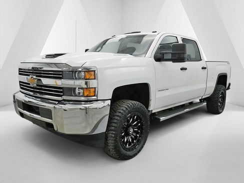 Used 2018 Chevrolet Silverado 3500 W/T w/ WT Fleet Convenience Package AWD/4WD image 3