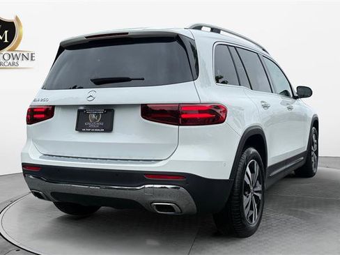 Used 2025 Mercedes-Benz GLB 250 image 5
