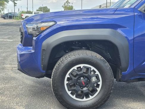 Used 2024 Toyota Tacoma TRD Off-Road AWD/4WD image 6