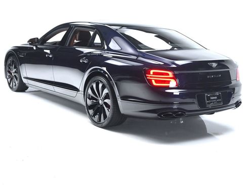 Certified 2022 Bentley Flying Spur V8 AWD/4WD image 6