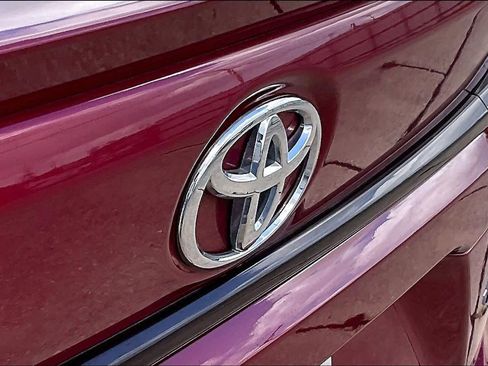 Used 2024 Toyota Corolla SE FWD image 27