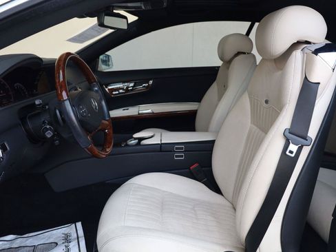 Used 2013 Mercedes-Benz CL 550 4MATIC image 14